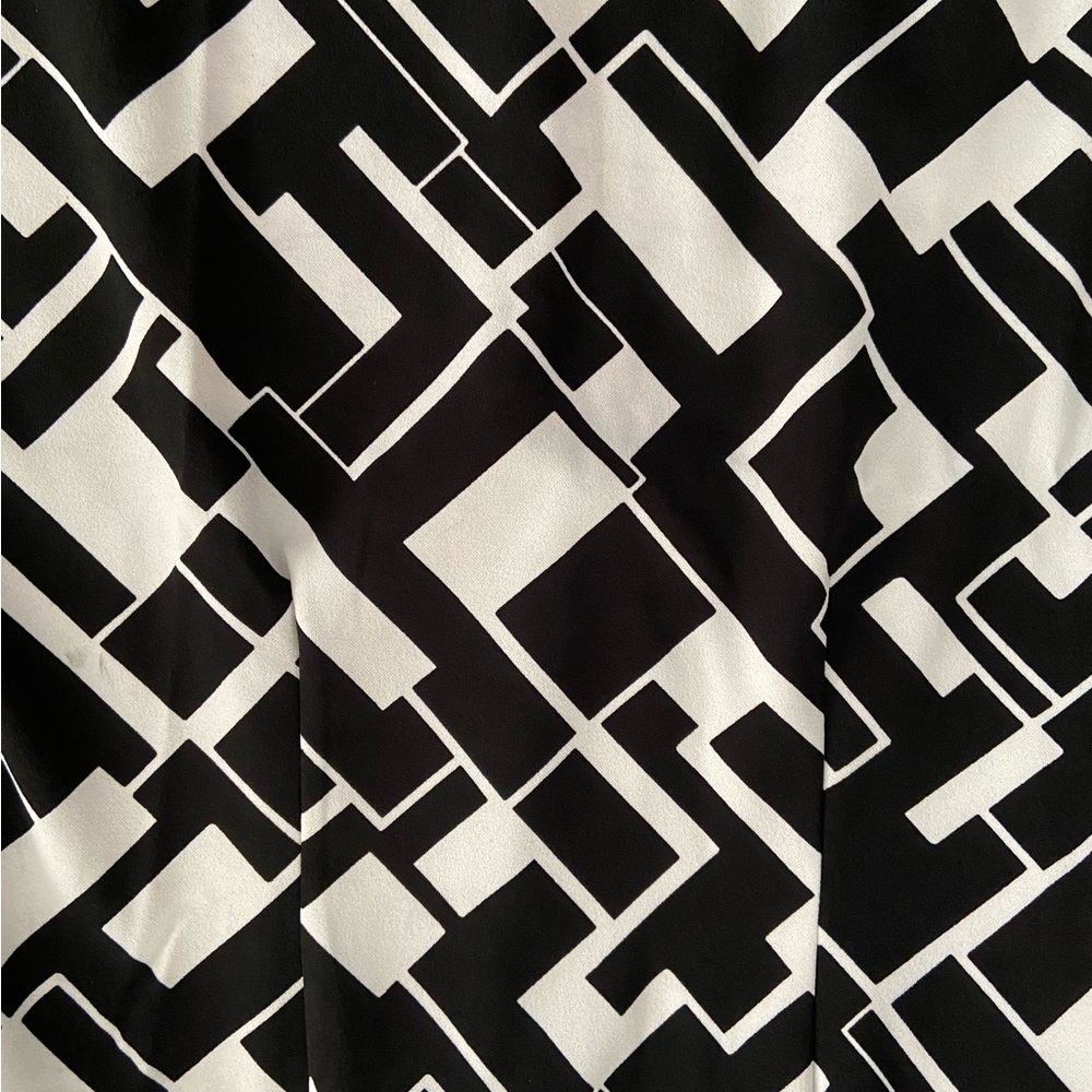 New York & Company - Geometric-Print Mesh-Inset Sheath Dress (NWT) - Picture 6 of 6